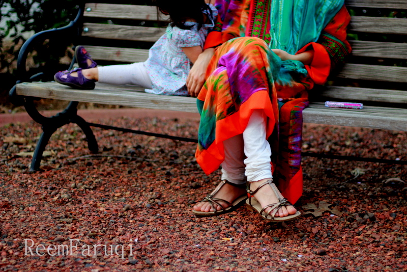 pakistani mother-daughter